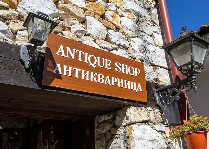 Hotel Macedonian Village &