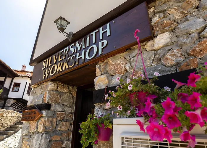 Hotel Macedonian Village & *