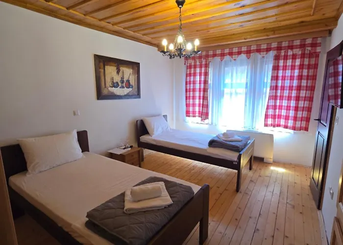 Hotel Macedonian Village & *